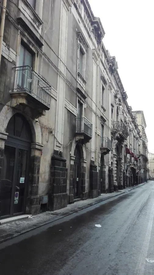 Appartamento Alla Corte del XIX Secolo Catania Italia