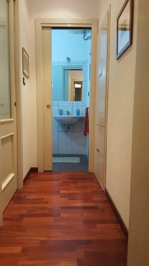 Alla Corte Del XIX Secolo Daire Katanya